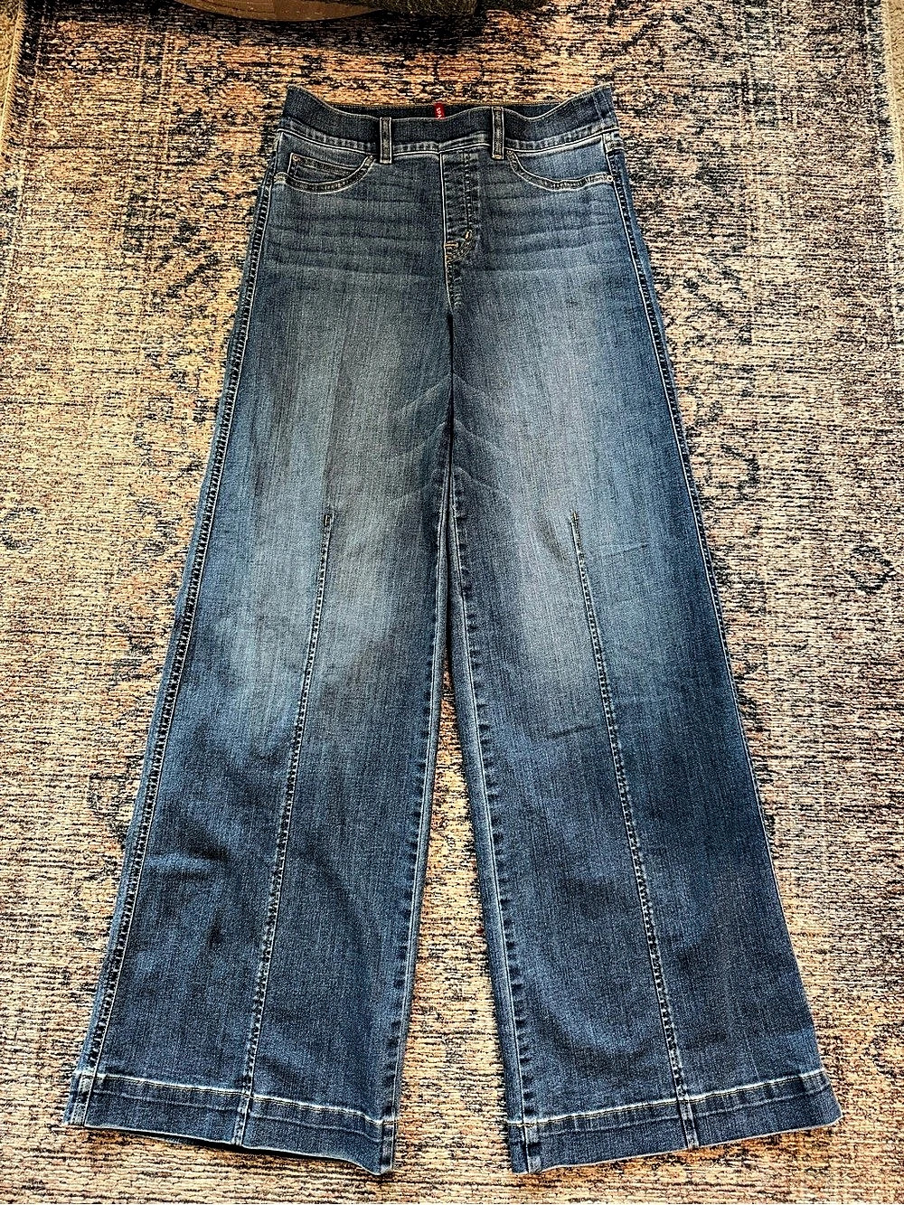 SPANX Seamed Front Wide Leg Jeans Wide Leg Jeans Size Medium Blue